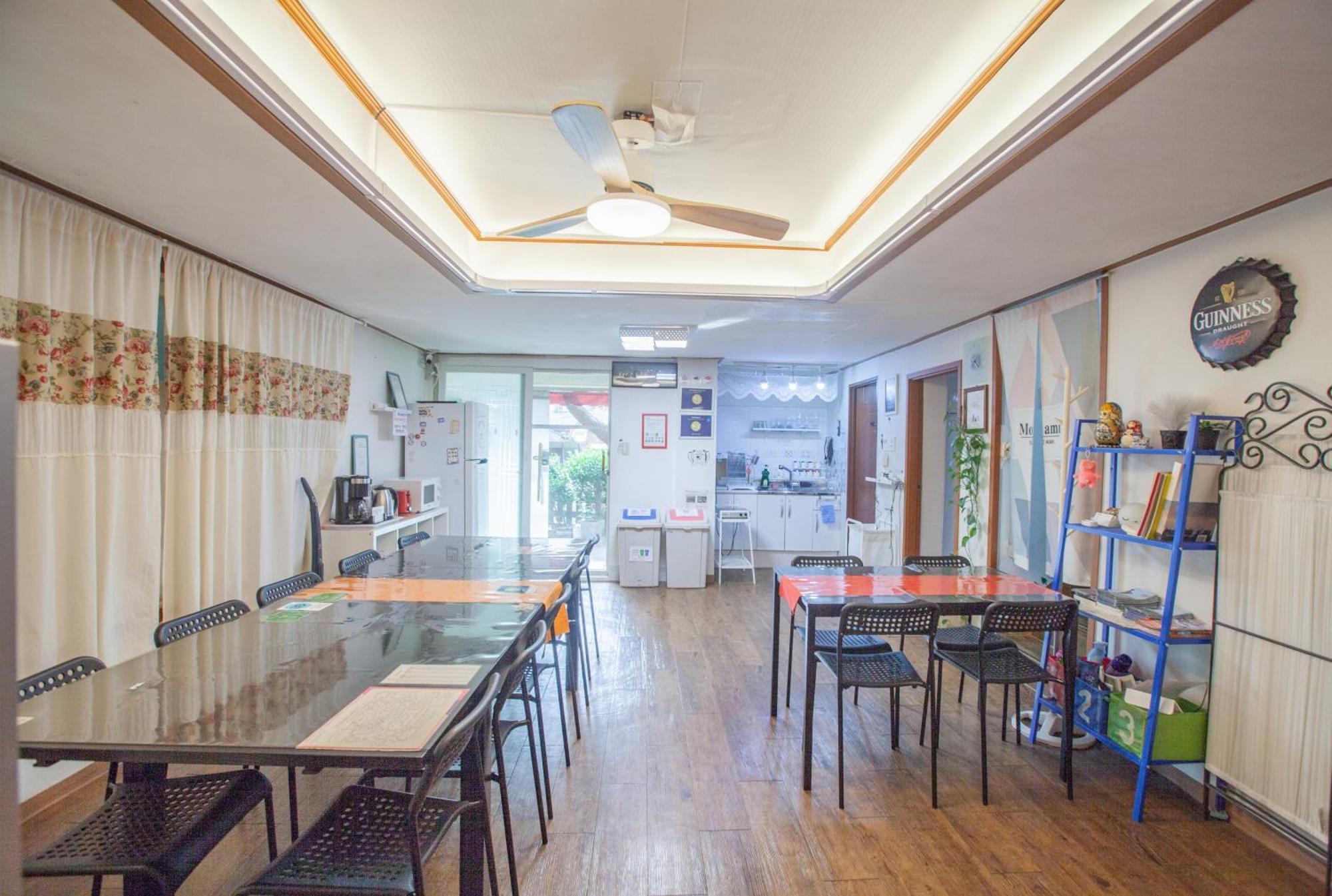 Hotel Jeong House à Séoul Extérieur photo