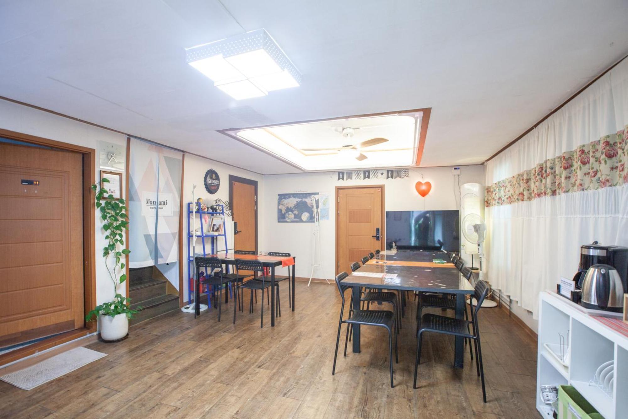Hotel Jeong House à Séoul Extérieur photo