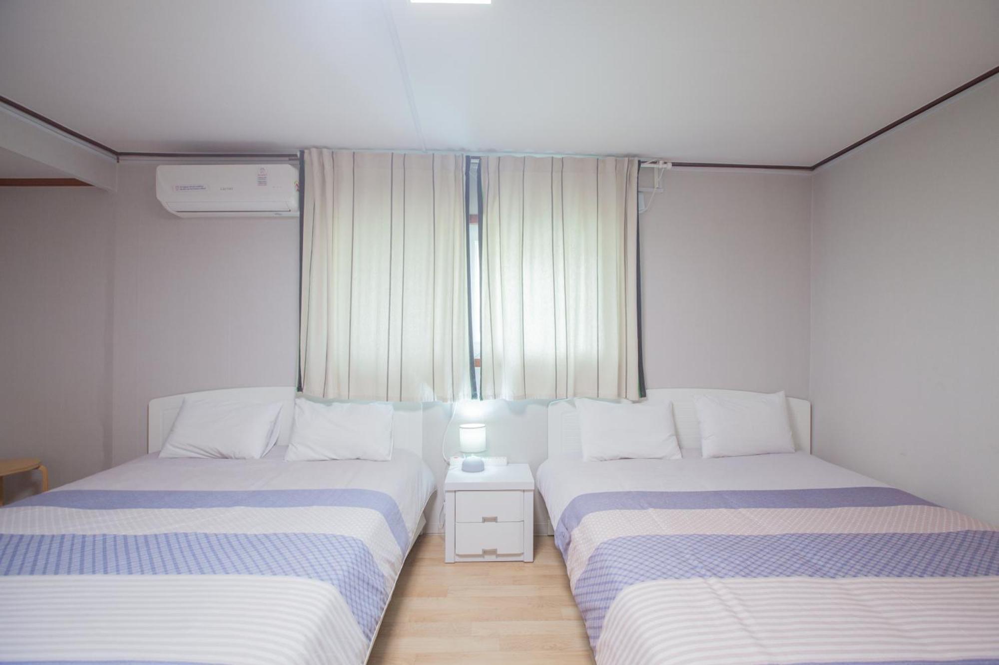 Hotel Jeong House à Séoul Extérieur photo