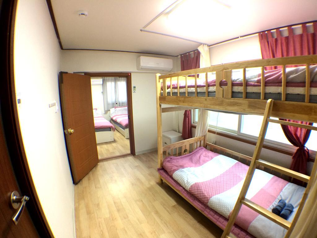 Hotel Jeong House à Séoul Extérieur photo