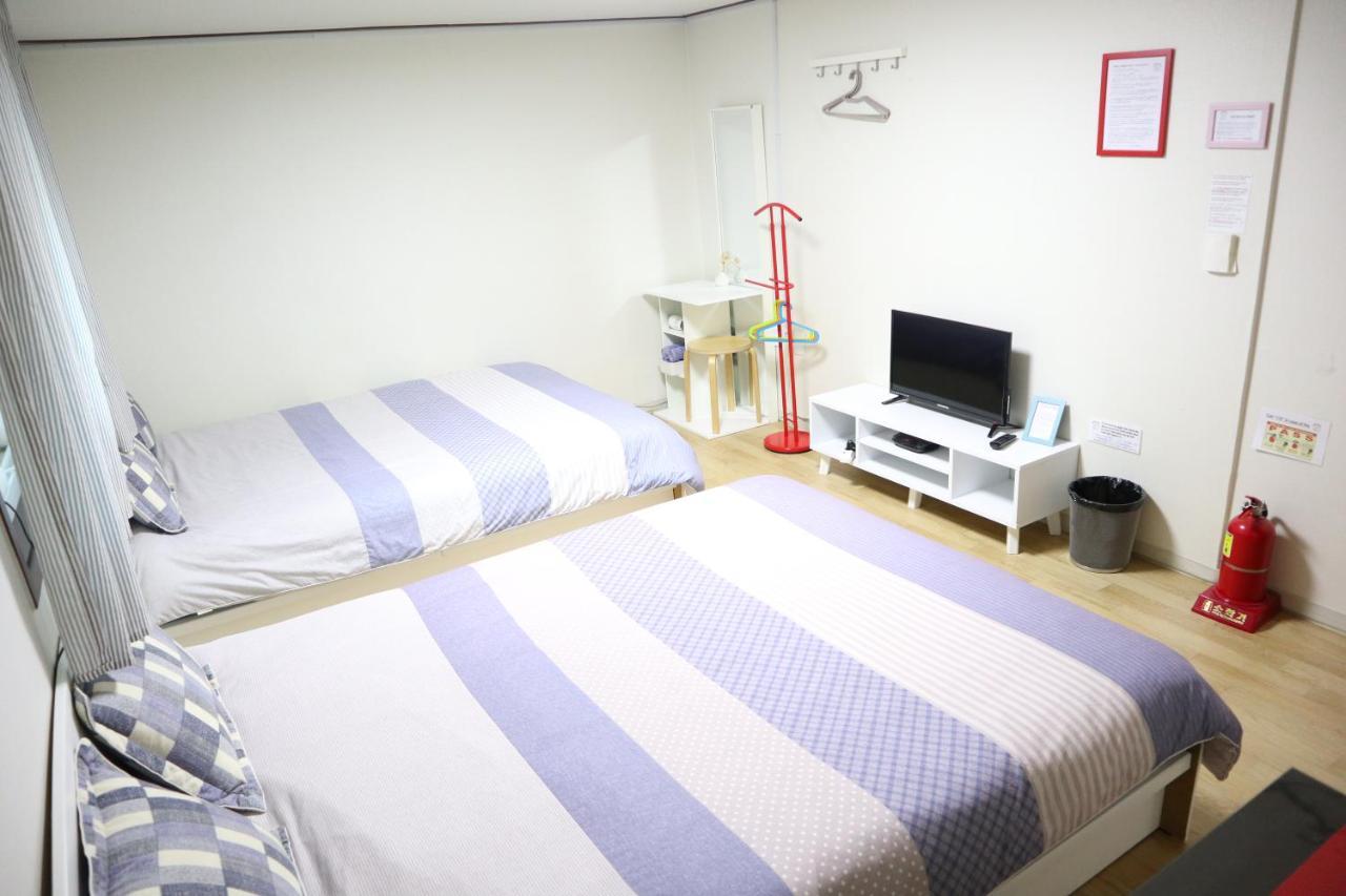 Hotel Jeong House à Séoul Extérieur photo