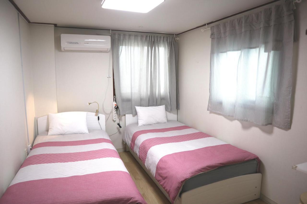 Hotel Jeong House à Séoul Extérieur photo